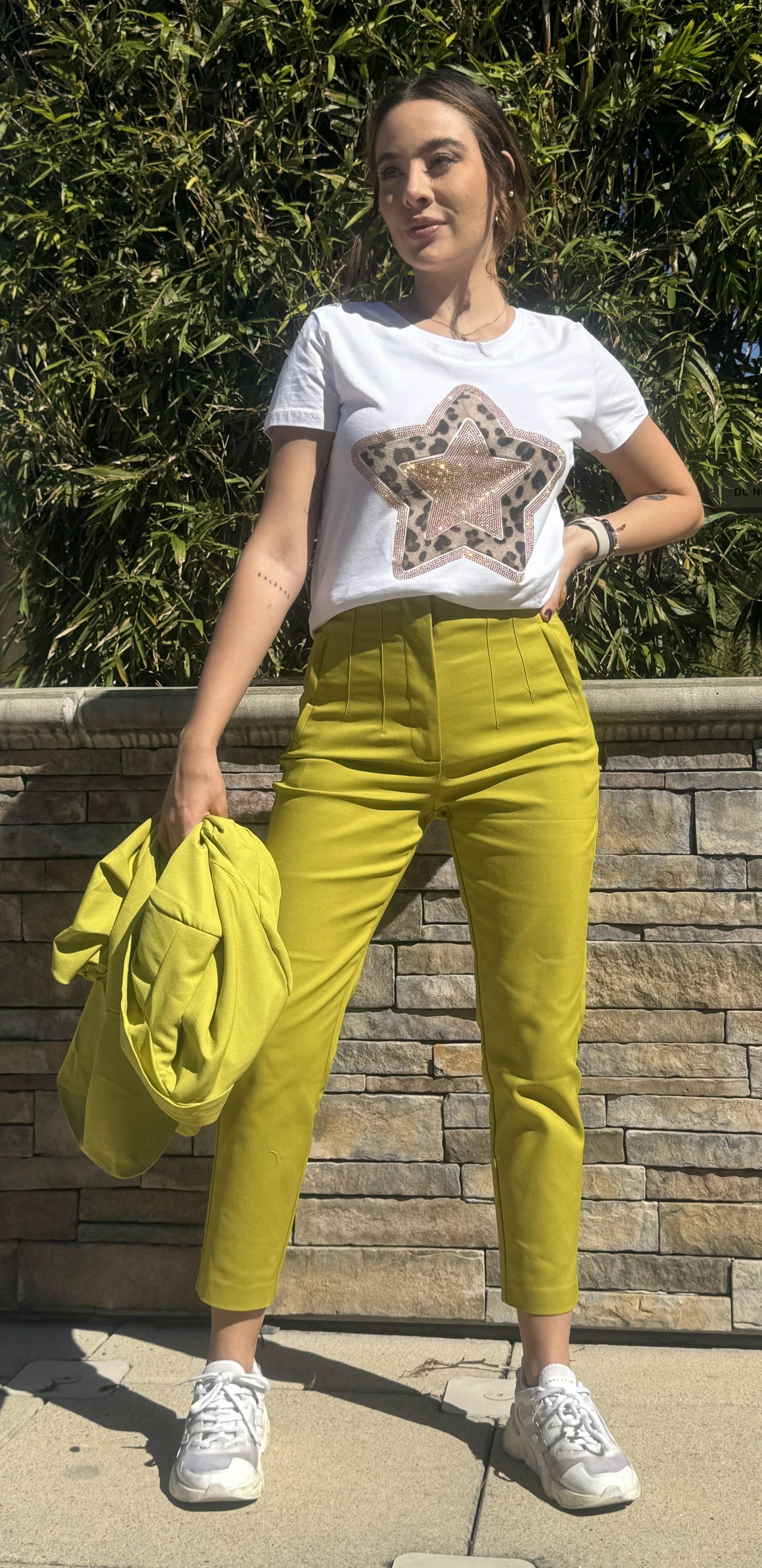 "Comodidad y Estilo: Blusa Manga Corta Stretch"